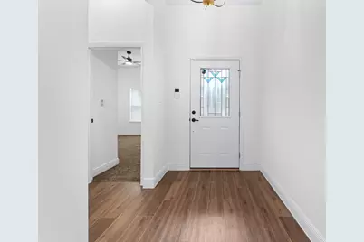 4507 Metropolitan Avenue, Dallas, TX 75210 - Photo 3