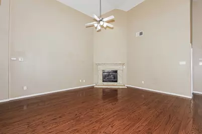 8421 Miramax Trail, Dallas, TX 75249 - Photo 3