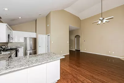 8421 Miramax Trail, Dallas, TX 75249 - Photo 7