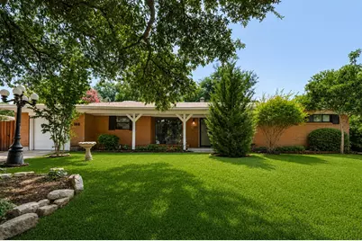 905 Ridgewood Terrace, Arlington, TX 76012 - Photo 1