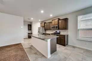 9112 Stormcrow Dr, Fort Worth, TX 76179 - Photo 7