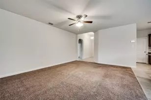 9112 Stormcrow Dr, Fort Worth, TX 76179 - Photo 5