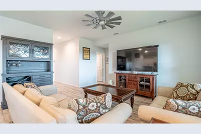 705 Basteen Lane, Justin, TX 76247 - Photo 7