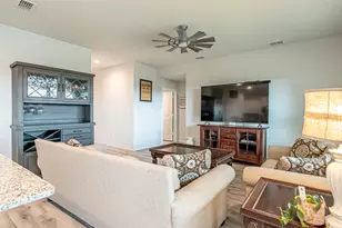 705 Basteen Ln, Justin, TX 76247 - Photo 13