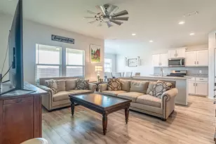 705 Basteen Ln, Justin, TX 76247 - Photo 5
