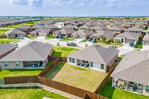 705 Basteen Ln, Justin, TX 76247 - Photo 19