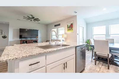 705 Basteen Lane, Justin, TX 76247 - Photo 11