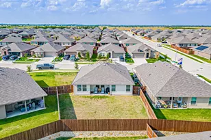 705 Basteen Ln, Justin, TX 76247 - Photo 21
