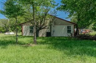 1611 Co Rd 4104, Greenville, TX 75401 - Photo 33