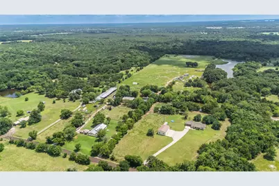 1611 County Road 4104, Greenville, TX 75401 - Photo 37