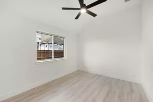 204 Fireberry Dr, Glenn Heights, TX 75154 - Photo 23
