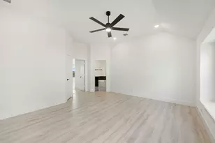 204 Fireberry Dr, Glenn Heights, TX 75154 - Photo 17