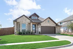 204 Fireberry Dr, Glenn Heights, TX 75154 - Photo 3