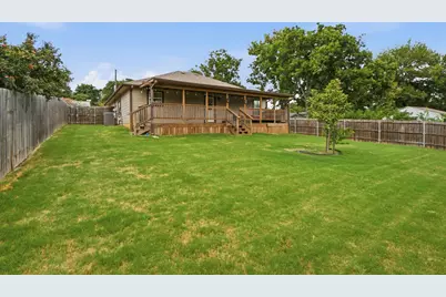 114 Wade Street, Whitesboro, TX 76273 - Photo 37