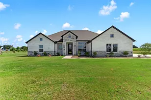1209 Deerfield Dr, Wills Point, TX 75169 - Photo 1