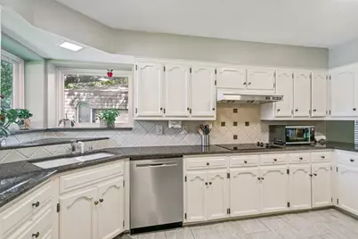 10 Lundys Lane, Richardson, TX 75080 - Photo 13