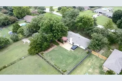 400 Shiloh Drive, Lucas, TX 75002 - Photo 11