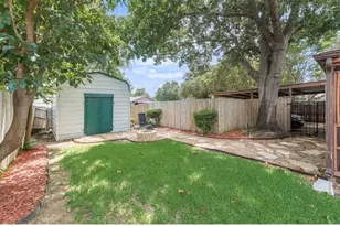 1022 Melissa Ln, Garland, TX 75040 - Photo 11