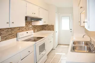 13552 Waterfall Way, Dallas, TX 75240 - Photo 11