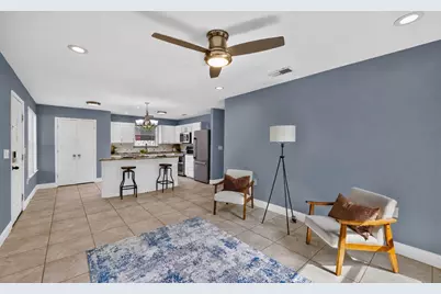 1422 Elmwood Avenue, Fort Worth, TX 76104 - Photo 7