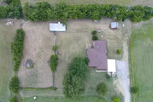651 Gregory St, Weatherford, TX 76087 - Photo 5