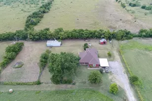 651 Gregory St, Weatherford, TX 76087 - Photo 1