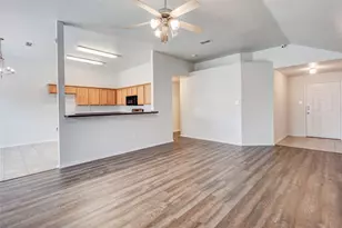 316 Heritage Dr, Crowley, TX 76036 - Photo 5
