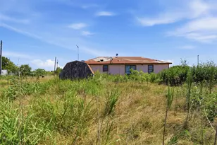 1977 Hcr 1212, Blum, TX 76627 - Photo 5