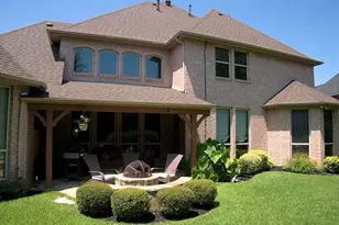 2310 Castle Creek Dr, Mansfield, TX 76063 - Photo 3
