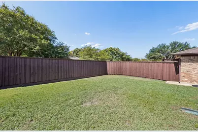 10014 Hickory Crossing, Dallas, TX 75243 - Photo 29