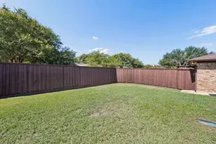 10014 Hickory Crossing, Dallas, TX 75243 - Photo 29