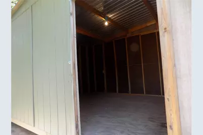 12792 W Highway 199, Poolville, TX 76487 - Photo 25