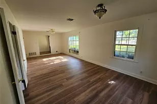 726 S Lindsay St, Gainesville, TX 76240 - Photo 21