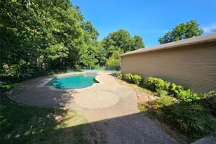 726 S Lindsay St, Gainesville, TX 76240 - Photo 5