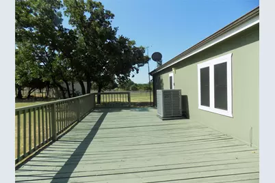 12792 Highway 199 W, Poolville, TX 76487 - Photo 23