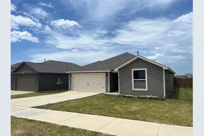 13624 Roosevelt Arch Drive, Ponder, TX 76259 - Photo 3