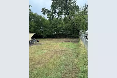 4417 McKibben Street, Haltom City, TX 76117 - Photo 3
