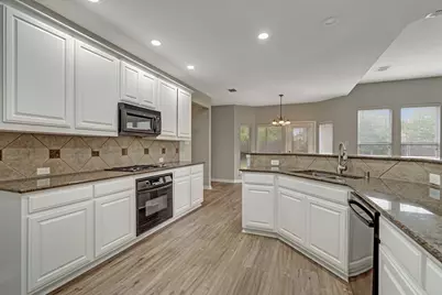 210 Red Bluff Drive, Hickory Creek, TX 75065 - Photo 11