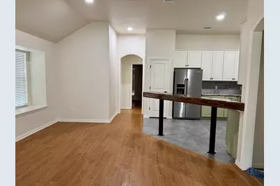 1001 Roberts Bend, Granbury, TX 76048 - Photo 11