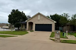 1001 Roberts Bend, Granbury, TX 76048 - Photo 5