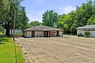 502 Quitman St, Pittsburg, TX 75686 - Photo 1