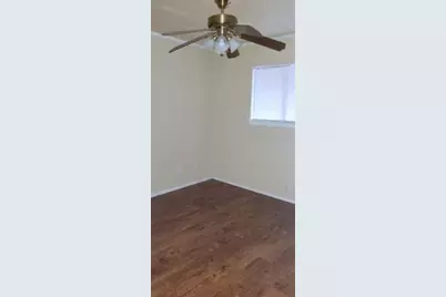 105 E Tyler Street #A, Ennis, TX 75119 - Photo 5
