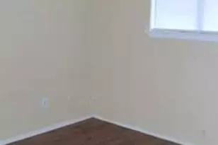 105 E Tyler St, Ennis, TX 75119 - Photo 5