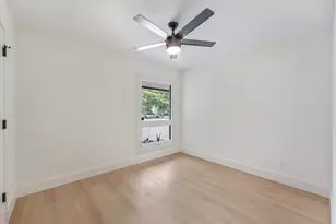 3786 Crown Shore Dr, Dallas, TX 75244 - Photo 23