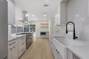 3786 Crown Shore Dr, Dallas, TX 75244 - Photo 15