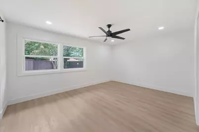 3786 Crown Shore Drive, Dallas, TX 75244 - Photo 27