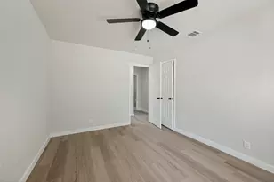 112 Oriole Dr, Arlington, TX 76010 - Photo 19