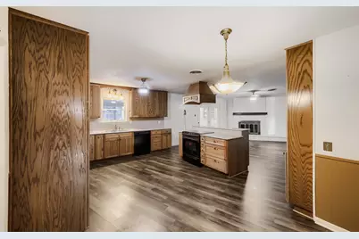 3912 Plantation Drive, Benbrook, TX 76116 - Photo 17