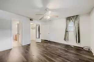 3912 Plantation Dr, Benbrook, TX 76116 - Photo 13