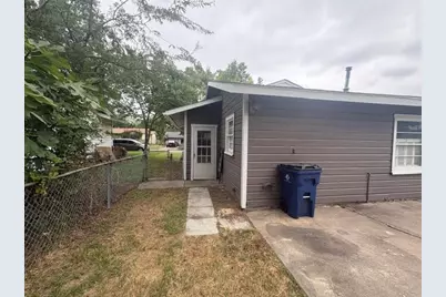 105 SW Taylor Street, Burleson, TX 76028 - Photo 27
